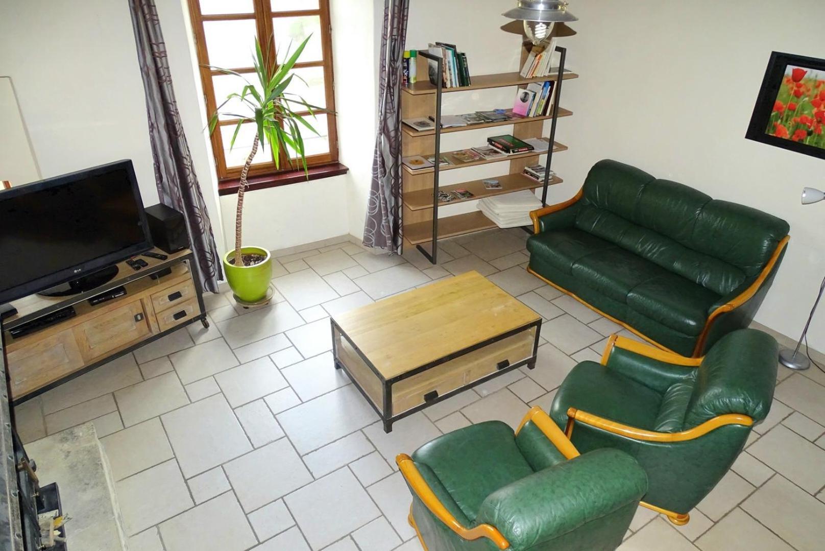 Gite Au Coeur Du Sauveterre Le Massegros Exterior photo